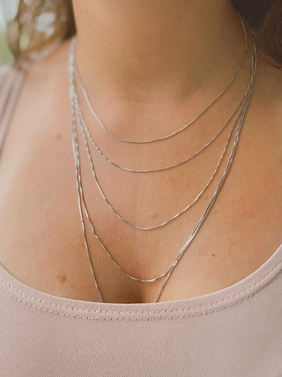 Cadena veneciana rodiada, 5 vueltas.